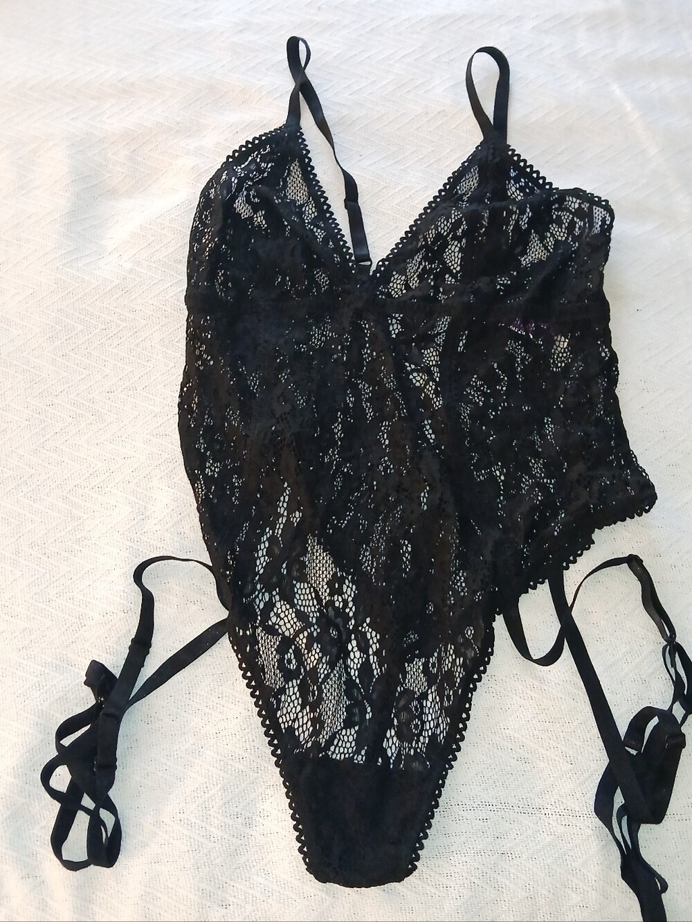 NWOT Sz.1X Womems Adore Me Bodysuit With Adjustable Garters